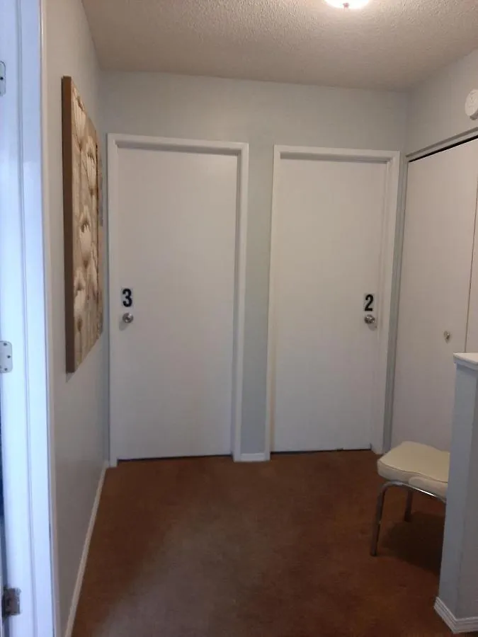 Transcona Private Rooms With Shared Accommodation Winnipeg 0*,
