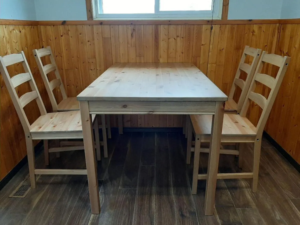 Guest house Transcona Private Rooms With Shared Accommodation Winnipeg Canada