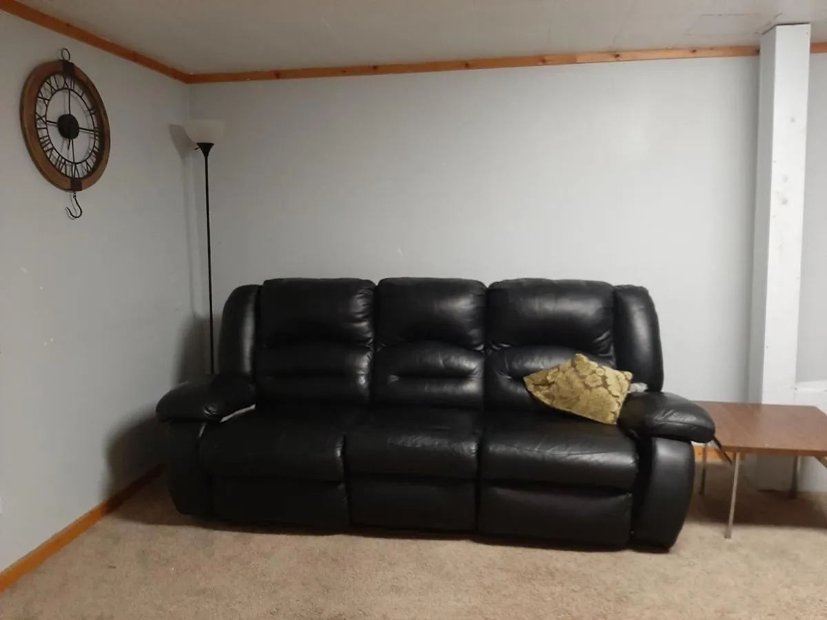Guest house Transcona Private Rooms With Shared Accommodation Winnipeg