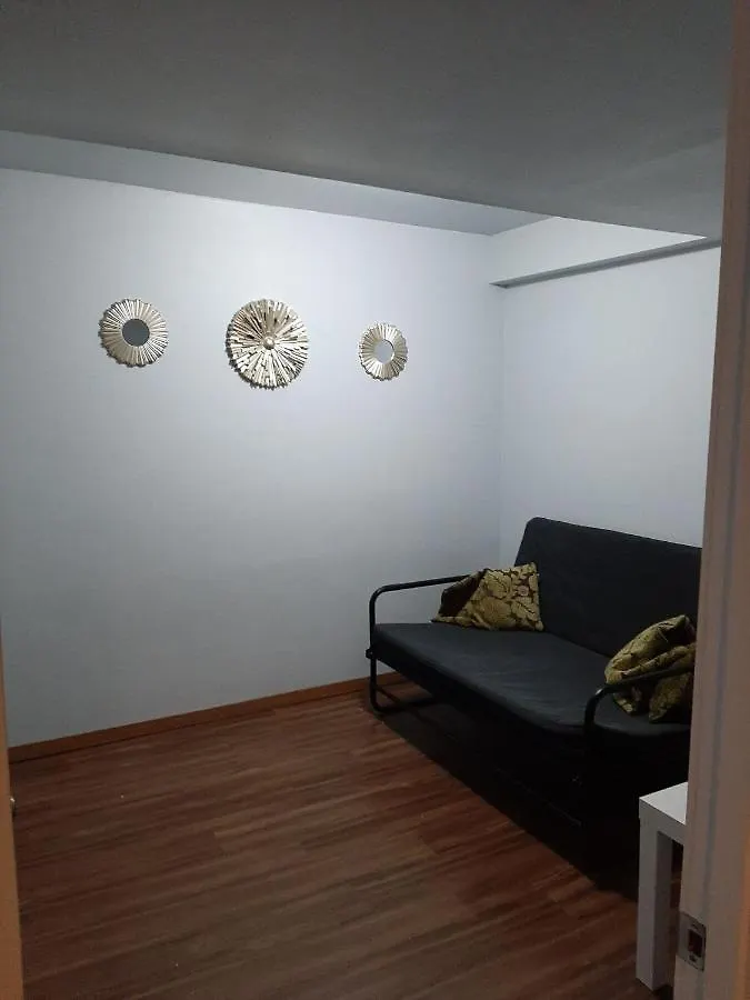Guest house Transcona Private Rooms With Shared Accommodation Winnipeg