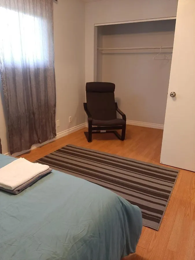 Transcona Private Rooms With Shared Accommodation Winnipeg Guest house