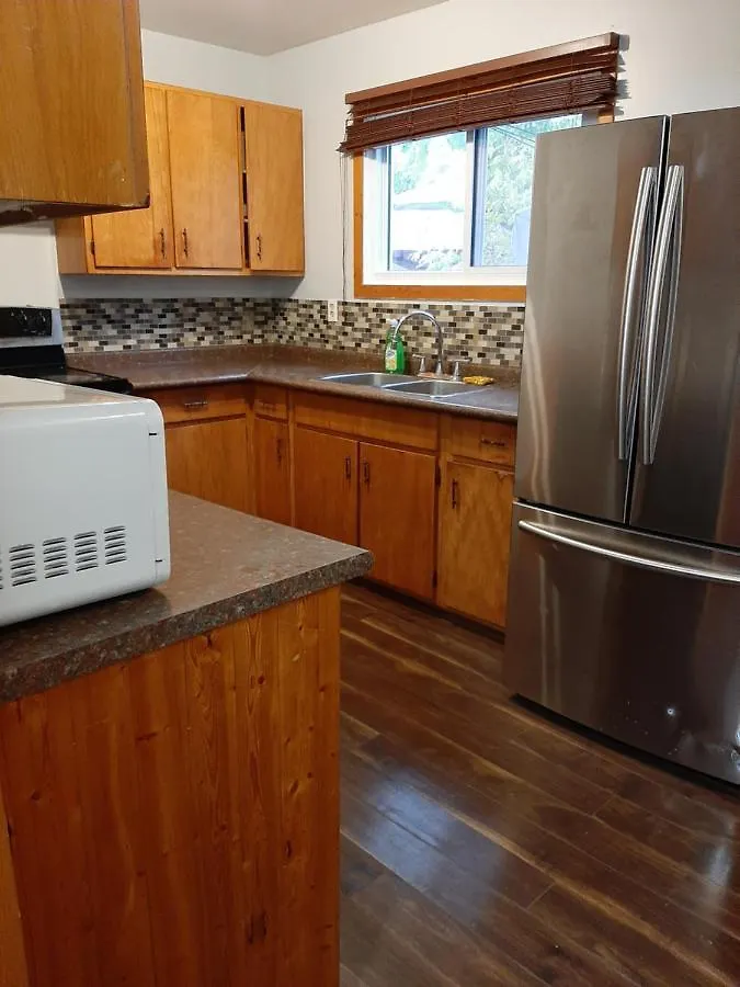 Guest house Transcona Private Rooms With Shared Accommodation Winnipeg Canada