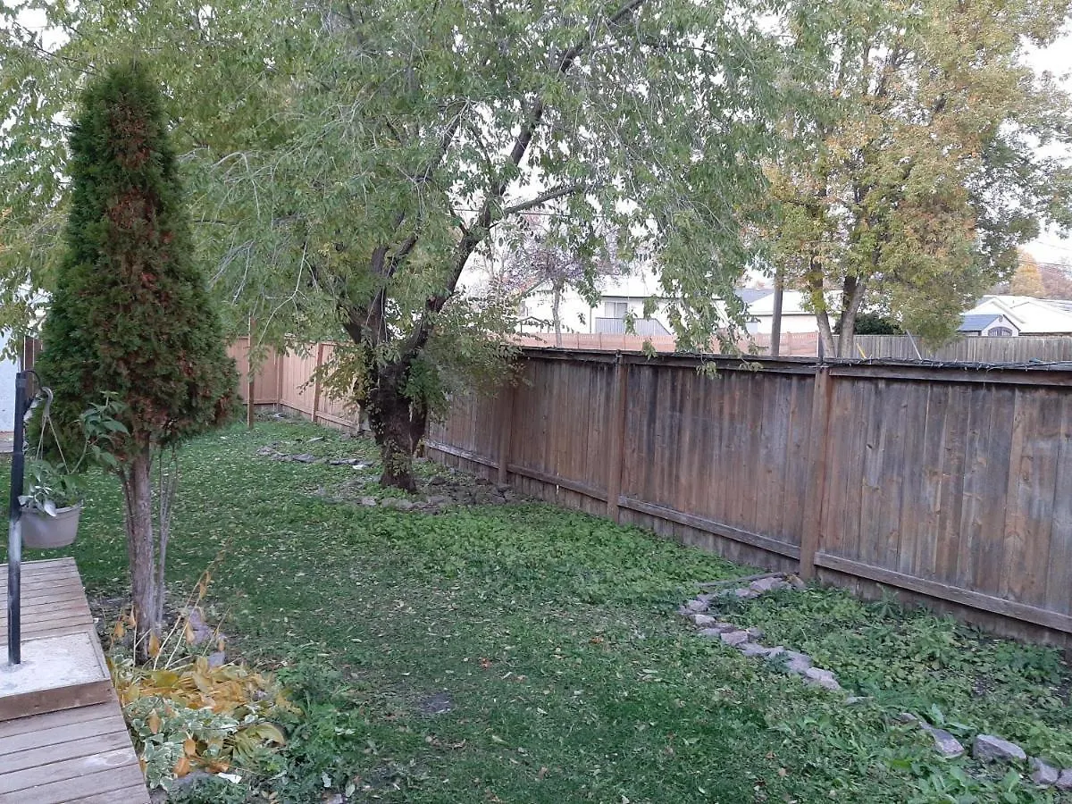 Transcona Private Rooms With Shared Accommodation Winnipeg 0*,